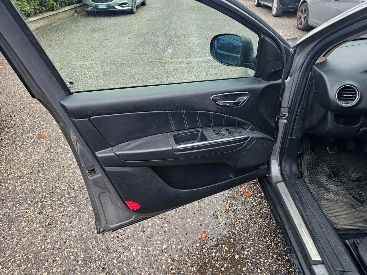 Lancia Delta 1.4 T-Jet 120 CV Oro