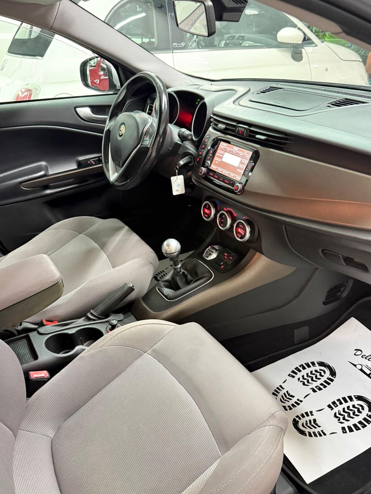 Alfa Romeo Giulietta 1.6 JTDm-2 105 CV Exclusive