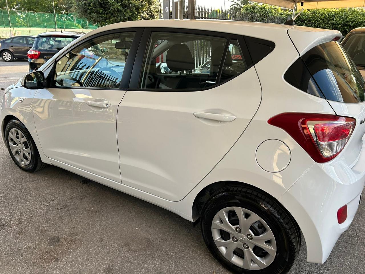 Hyundai i10 1.0 LPGI Econext Sound Edition