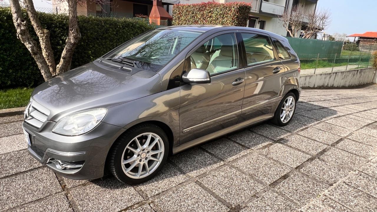 Mercedes-benz B 200 CDI Sport