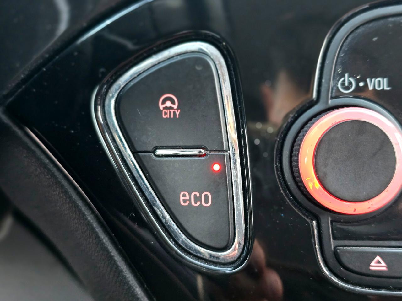 OPEL CORSA COSMO 1.3 M-JET 2016 SUPER FULL