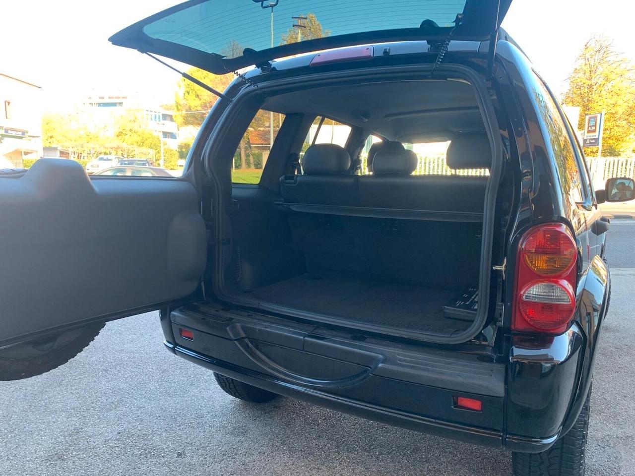 Jeep Cherokee 2.5 CRD Limited 4x4