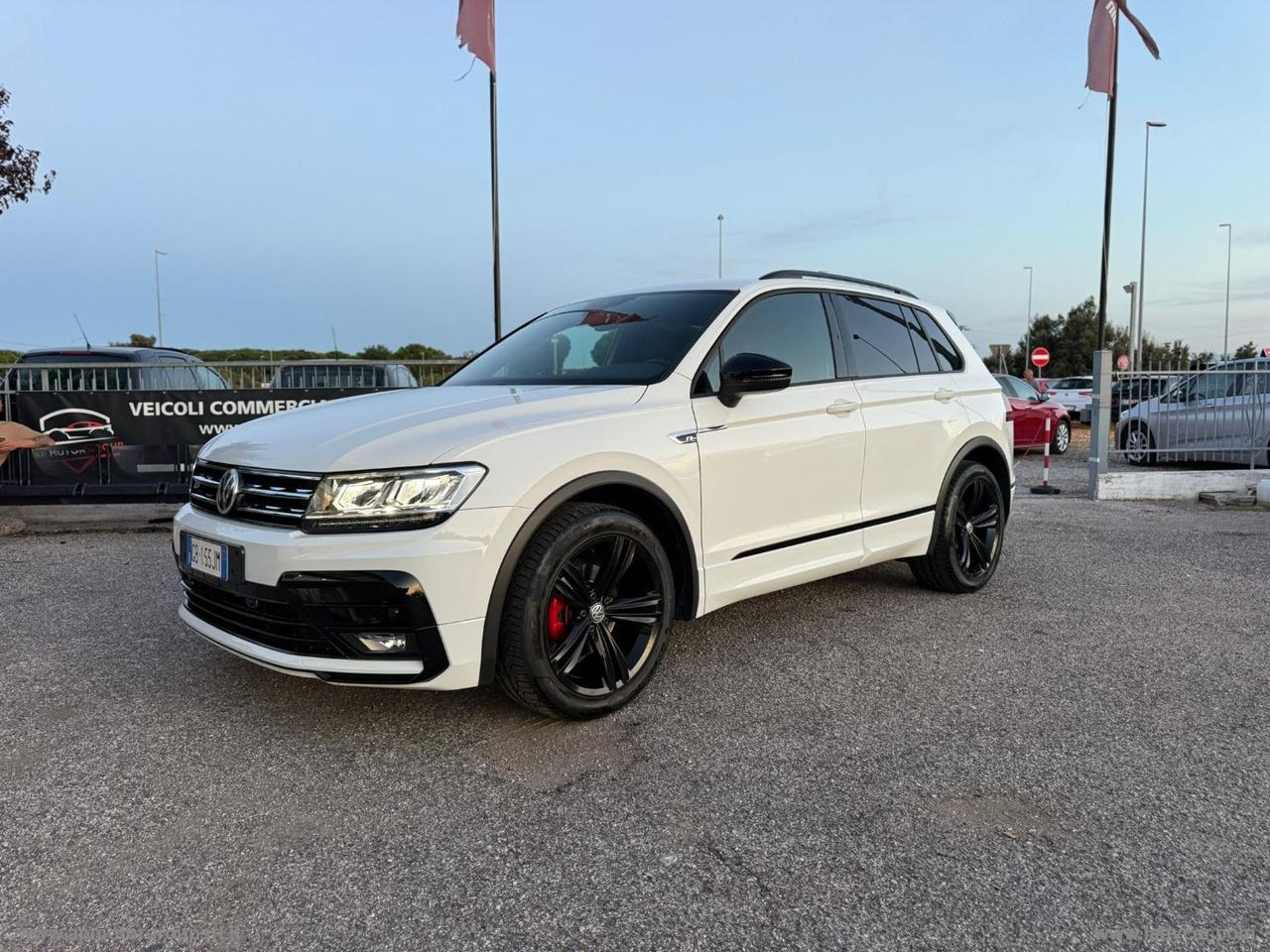 VOLKSWAGEN Tiguan 2.0 TDI 150CV SCR DSG R-Line BLUEMOTION TECHNOLOGY