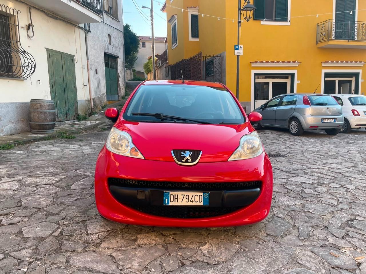 Peugeot 107 1.0 68CV 5p. Sweet Years