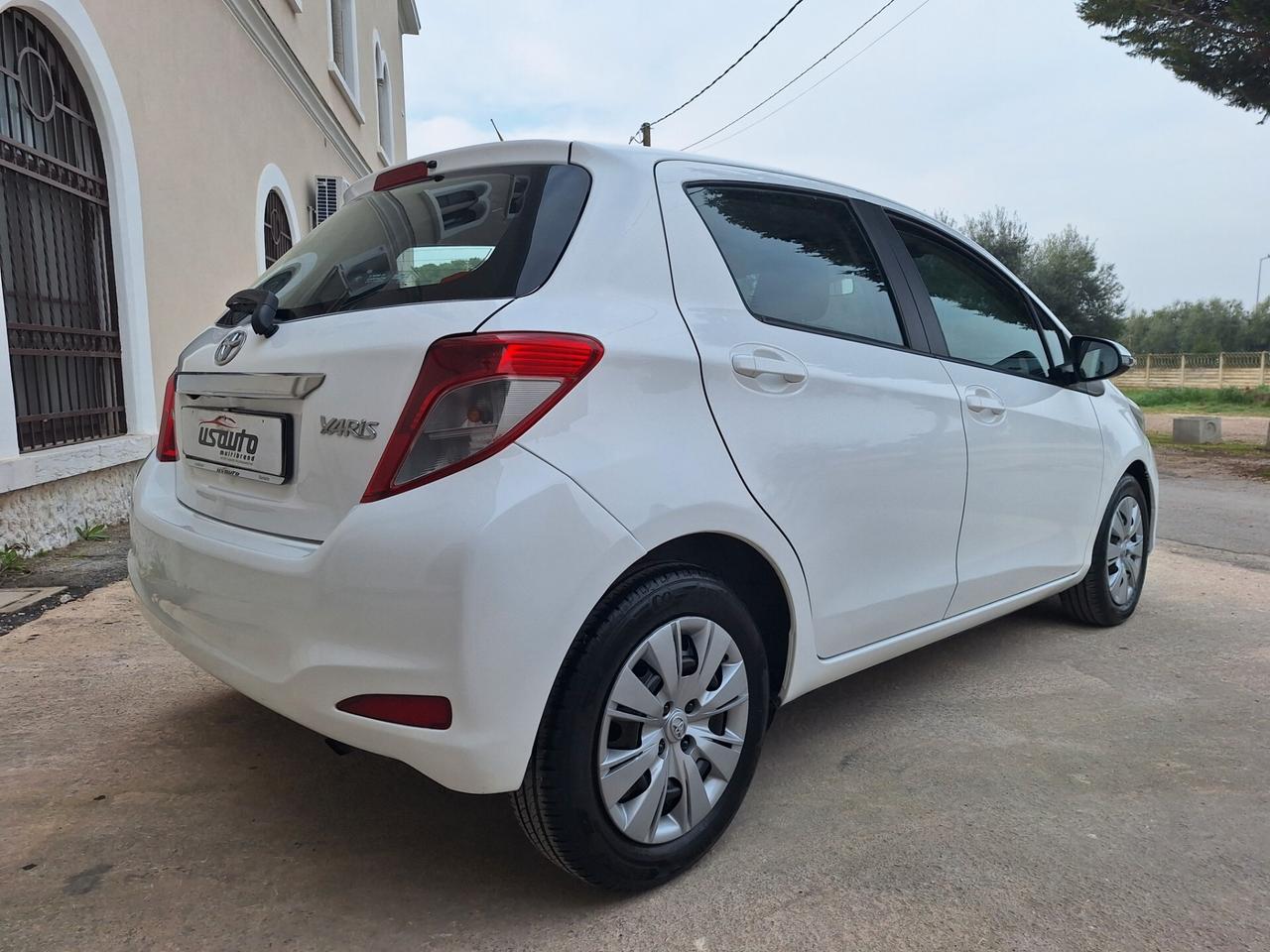 Toyota Yaris 1.0 BENZINA 5 PORTE"PERFETTA" 2013