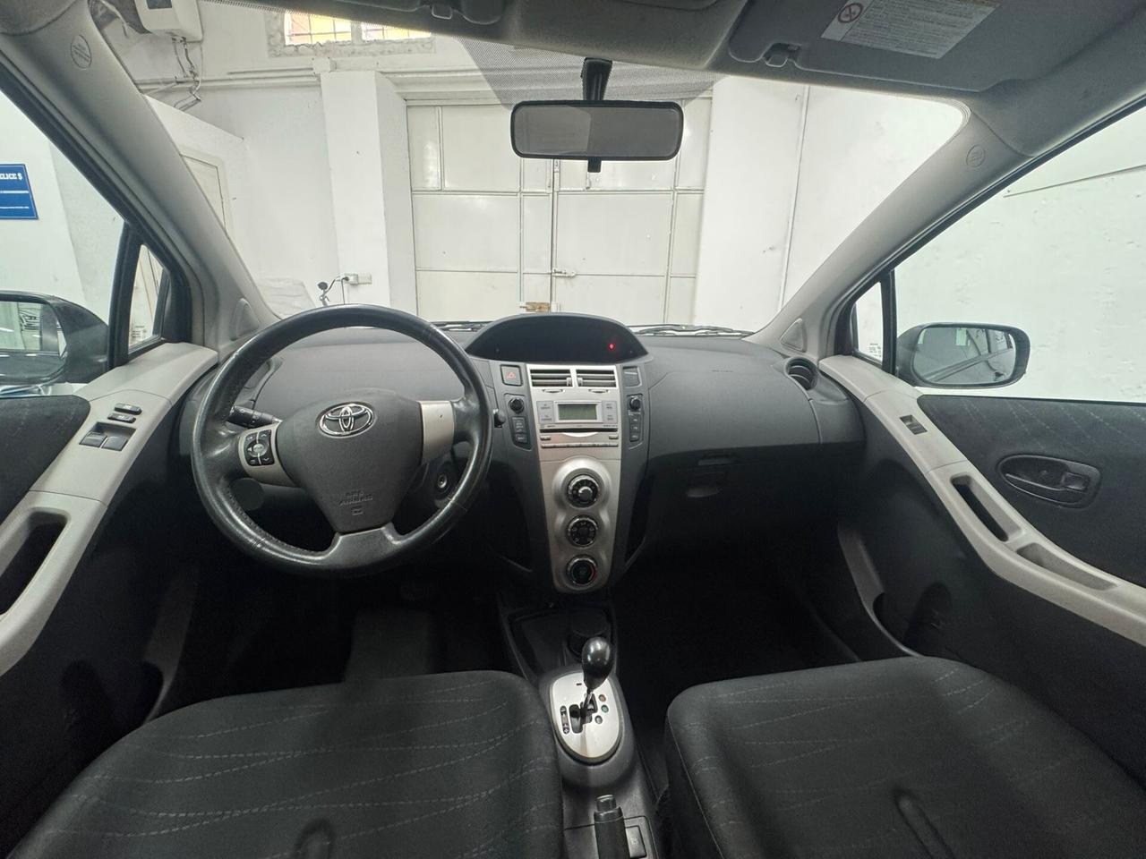 Toyota Yaris 1.3 5 porte
