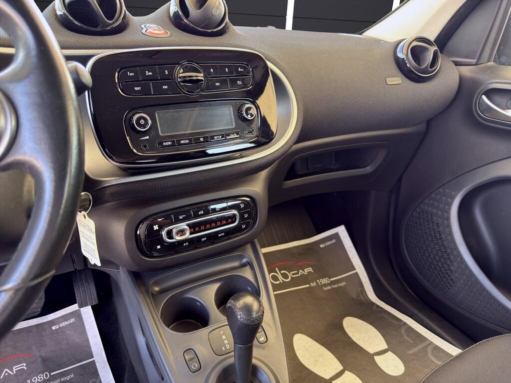 Smart forfour 0.9 t. Passion 90cv twinamic my18