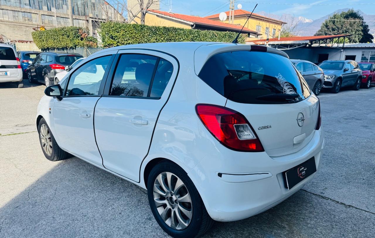 Opel Corsa 1.2 5 porte ok neopatentati