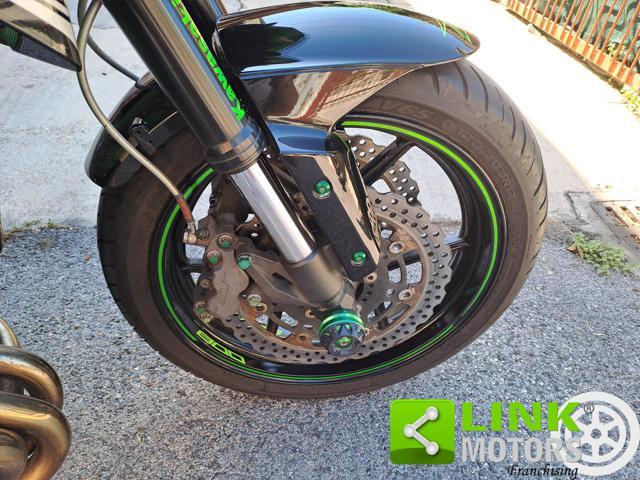 KAWASAKI Z 800 .