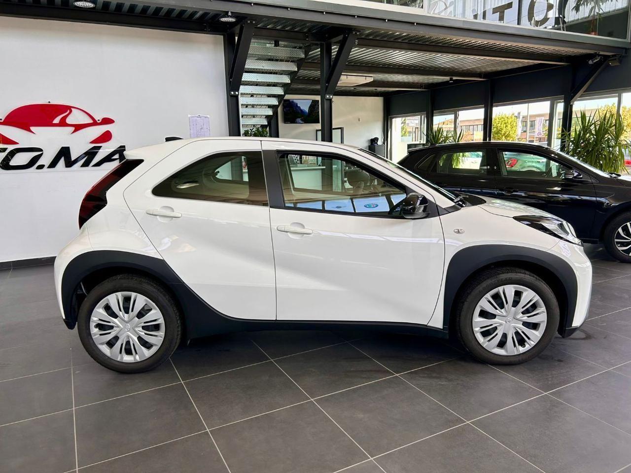 Toyota Aygo X 1.0 VVT-i 72 CV 5 porte Active S-CVT