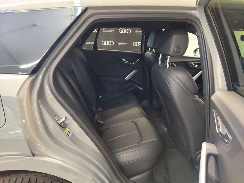 Audi Q2 35 TFSI Identity Black