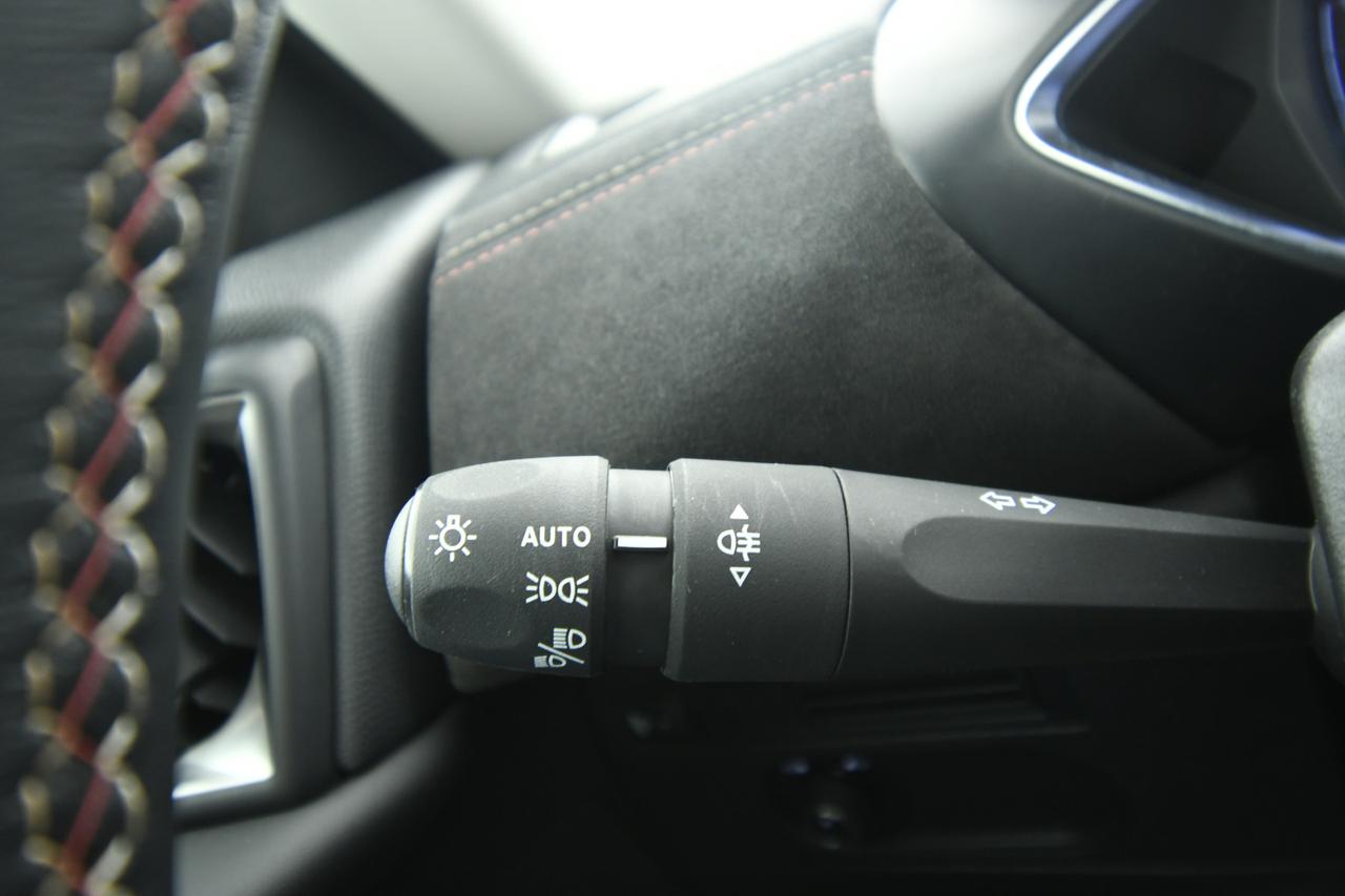 DS DS3 1.5 bluehdi Performance Line 130cv auto LED+APP CONNECT+NEOPATENTATI