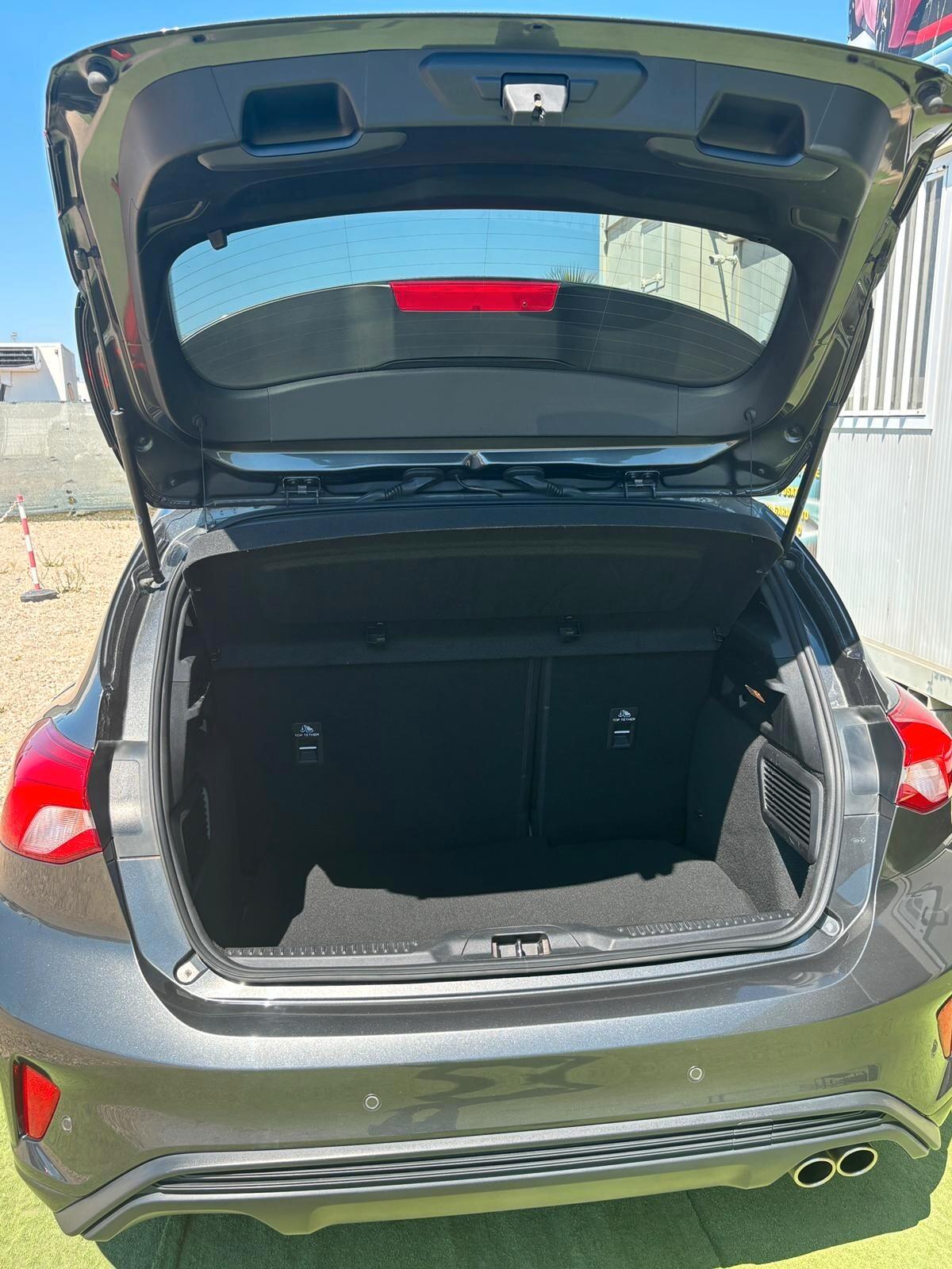 Ford Focus DIESEL 1.5 EcoBlue ST LINE AUTOMATICA