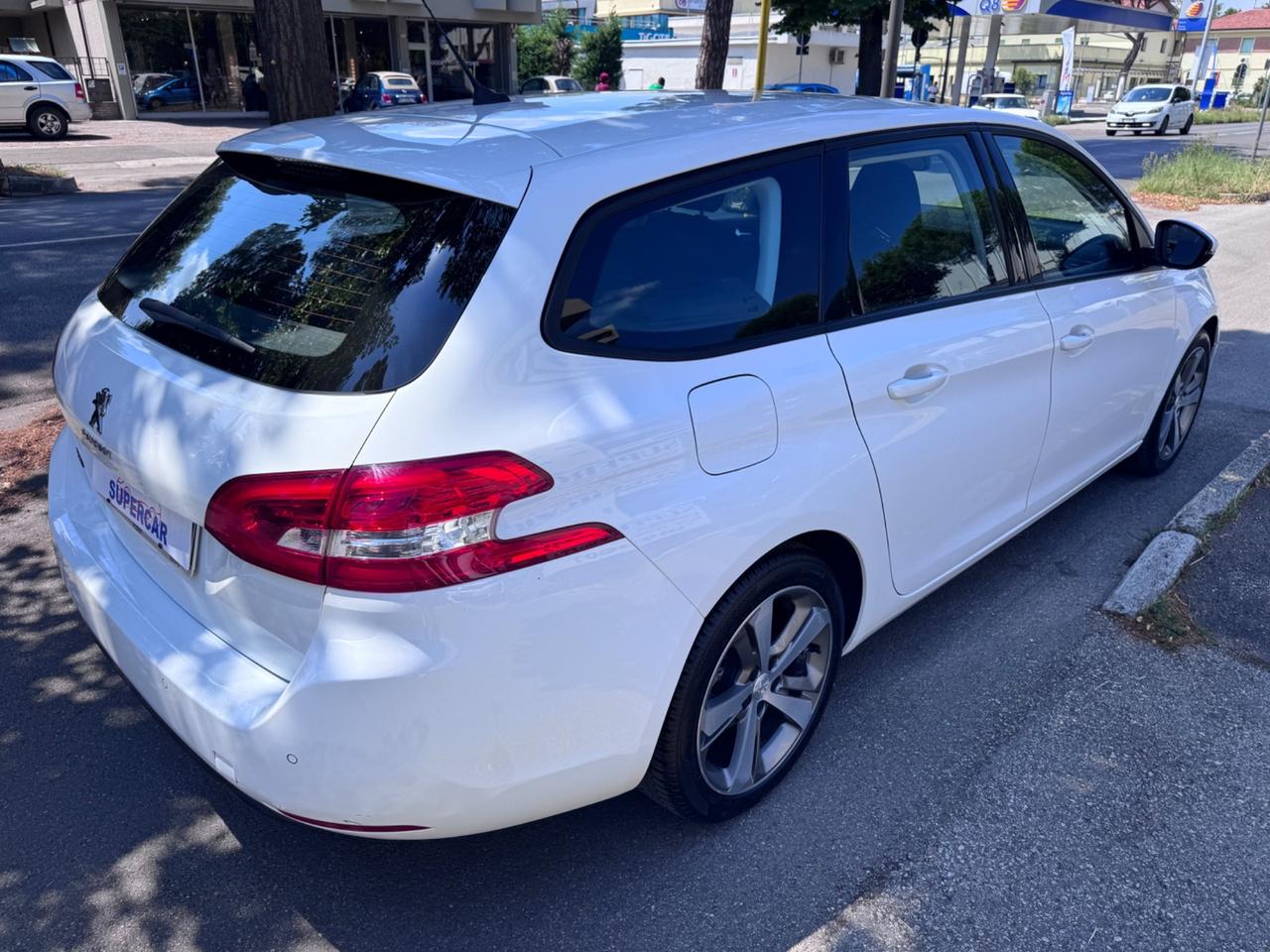 Peugeot 308 BlueHDi 100 S&S SW garanzia 12 mesi