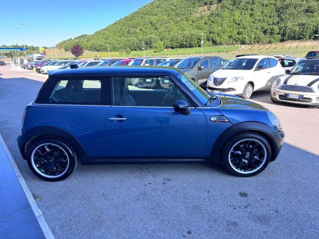MINI Cooper 1.6 16V Cooper da RIVEDERE motore non regolare