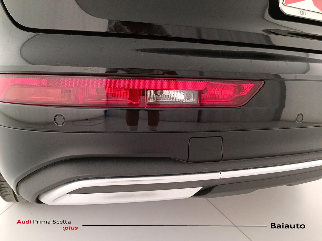 Audi Q5 35 2.0 tdi mhev 12v business s tronic