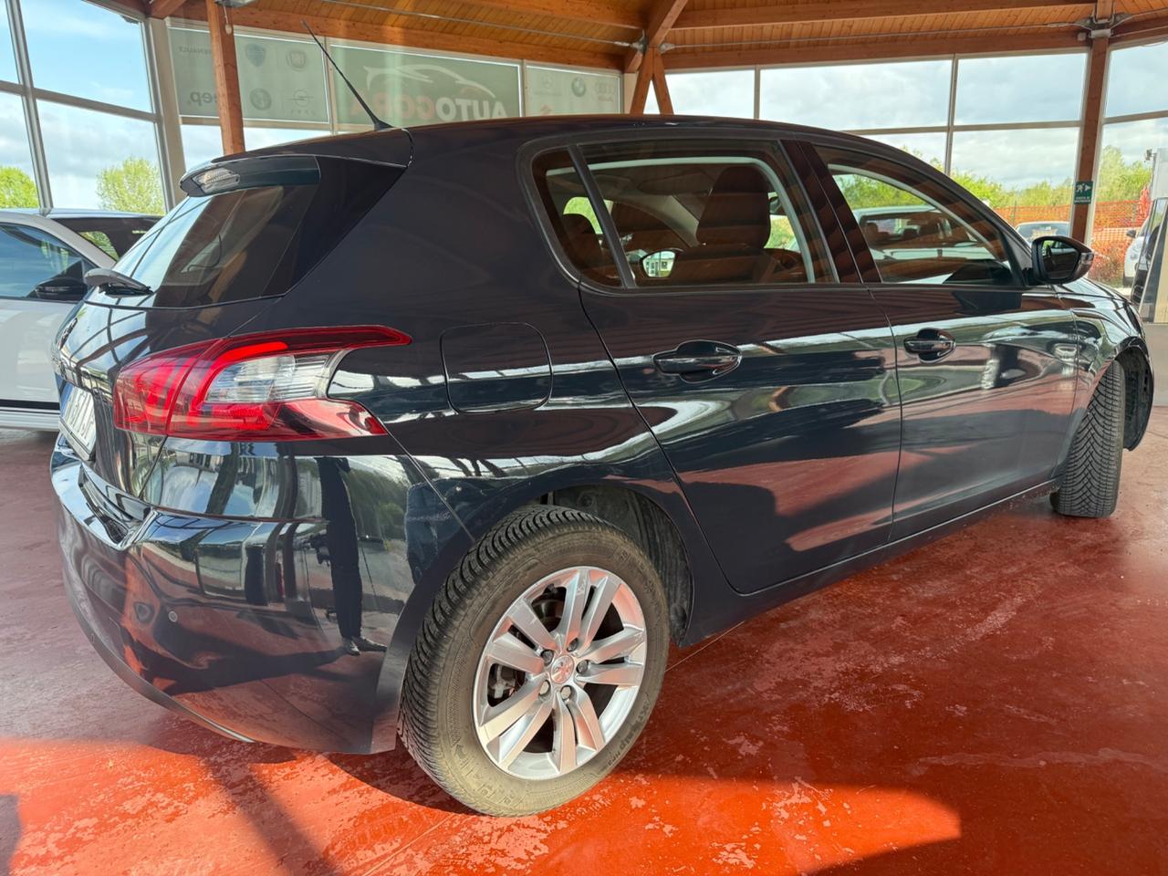 Peugeot 308 1.5 Diesel - Tagliandi certificati