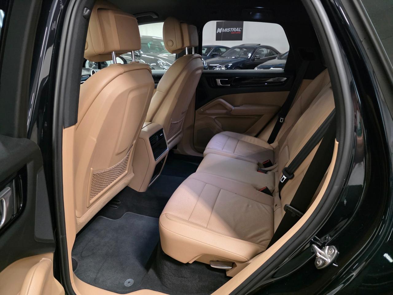 Porsche Cayenne 3.0 V6