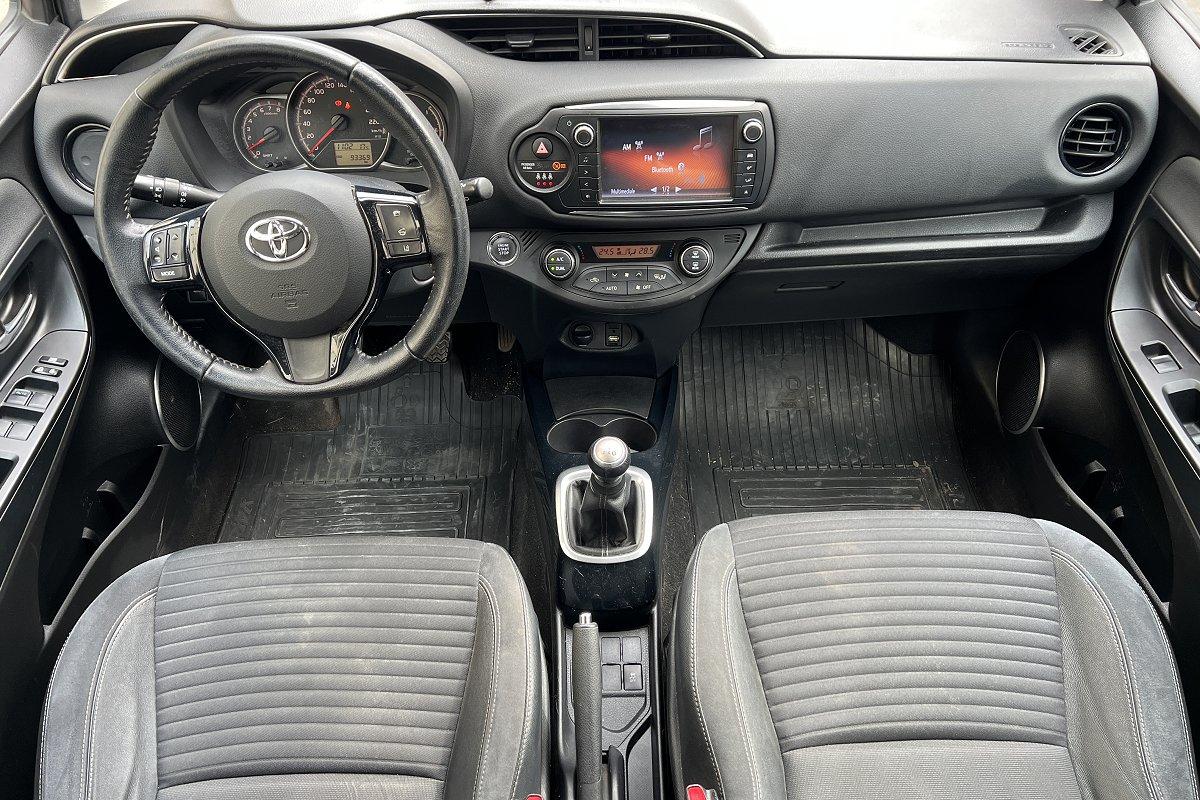 TOYOTA Yaris 1.0 5 porte Lounge