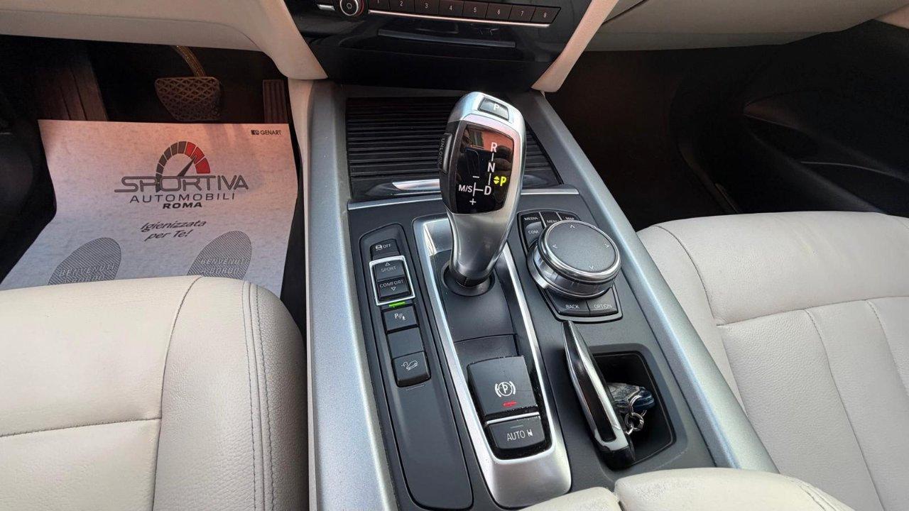 BMW X5 xdrive25d Business 231cv auto