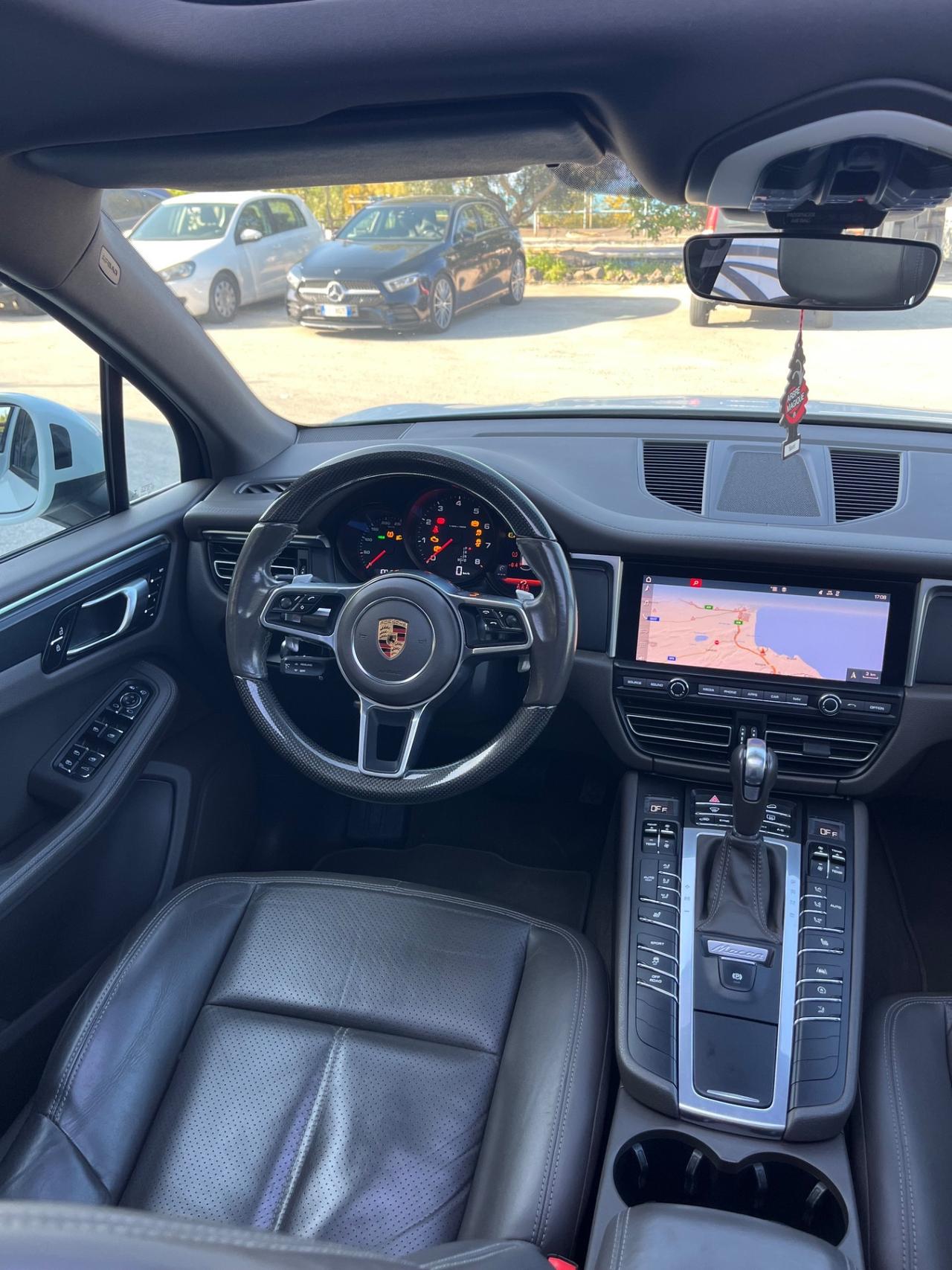 Porsche Macan 2.0