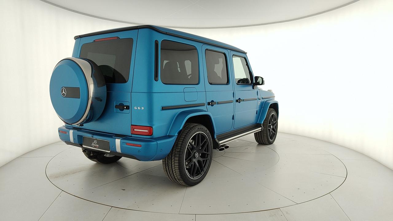 Mercedes-Benz G AMG 63 585cv auto