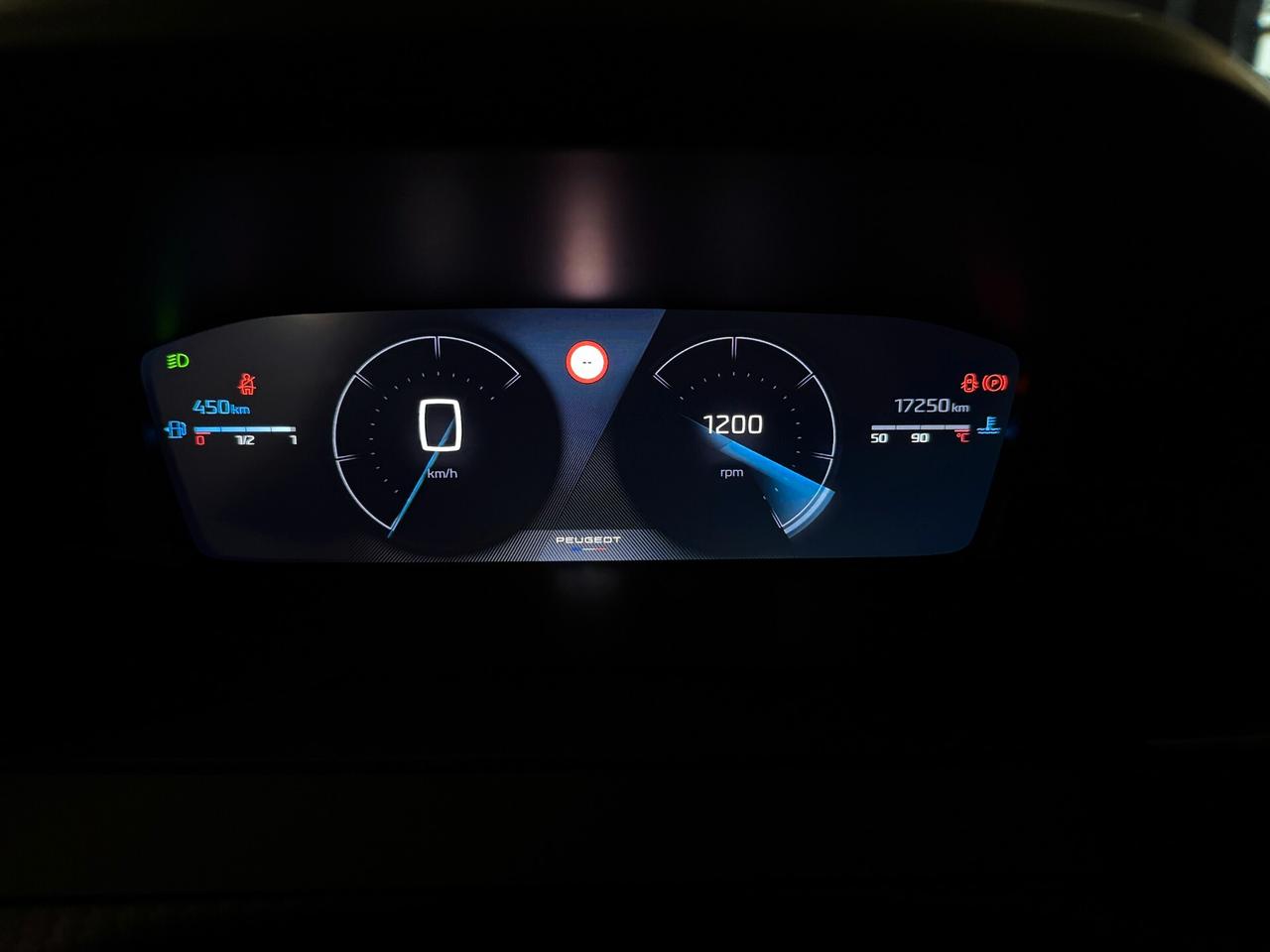 PEUGEOT 2008 1.2 PURETECH ALLURE 2025