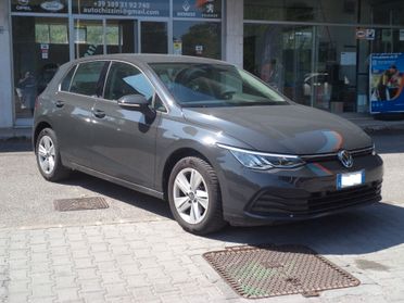 Volkswagen Golf 8 1.0 TSI EVO Life OK NEOPATENTATI