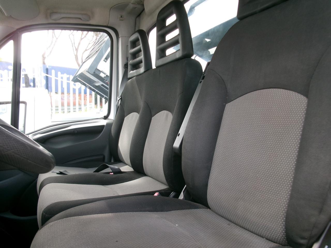 Iveco Daily 35C18 3000 180CV E4 RIBALTABILE TRILATERALE NUOVO 195000 KM