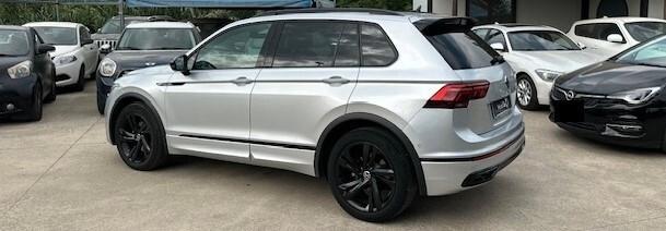 Volkswagen Tiguan 2.0 TDI 150 CV SCR DSG R-Line