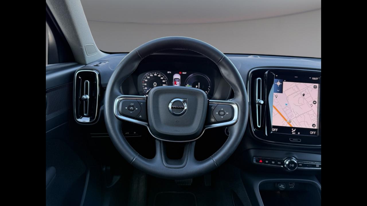 VOLVO XC40 - XC40 1.5 t4 phev Inscription auto my21
