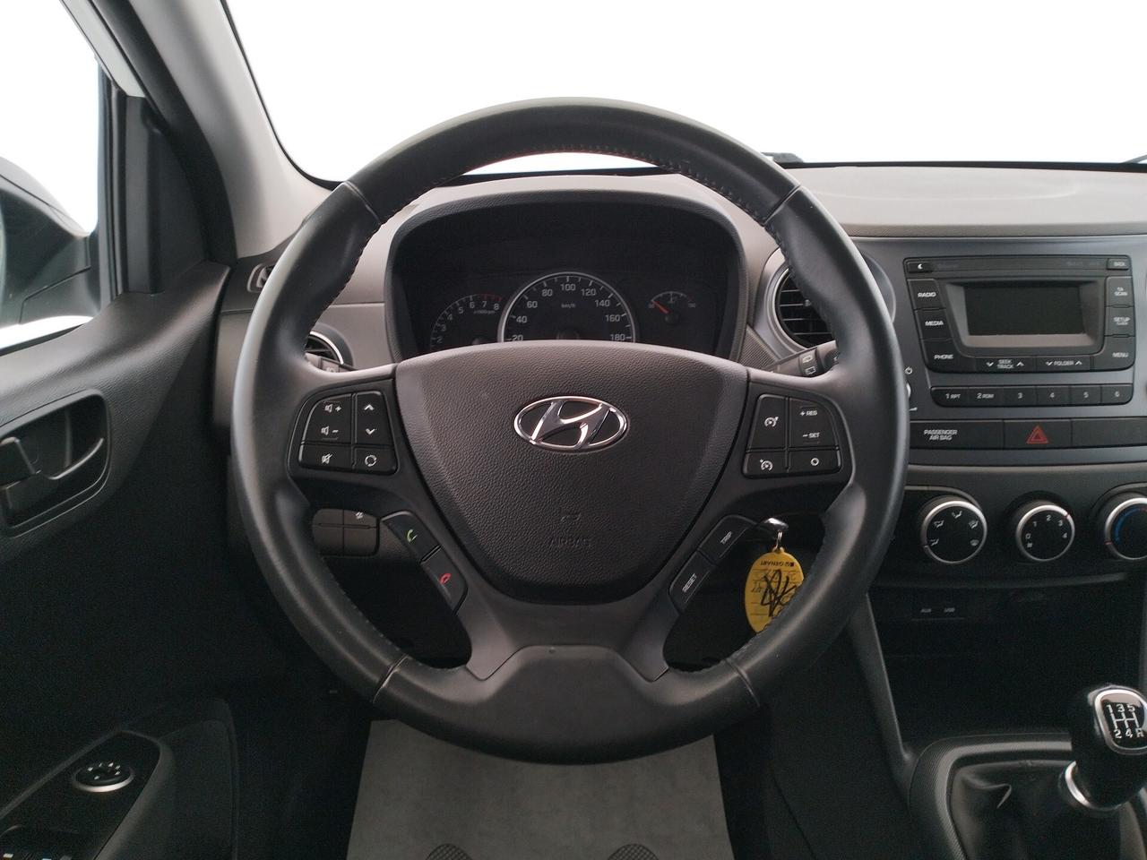 Hyundai i10 1.0 Advanced - NEOPATENTATI