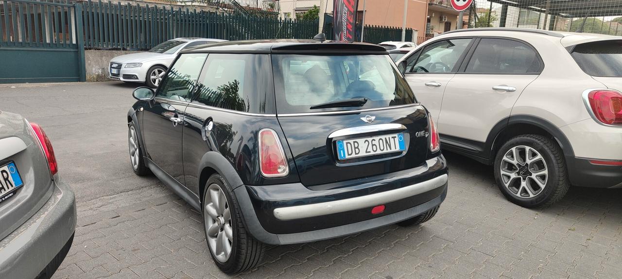 Mini 1.4 tdi One D Park Lane per neopatentati