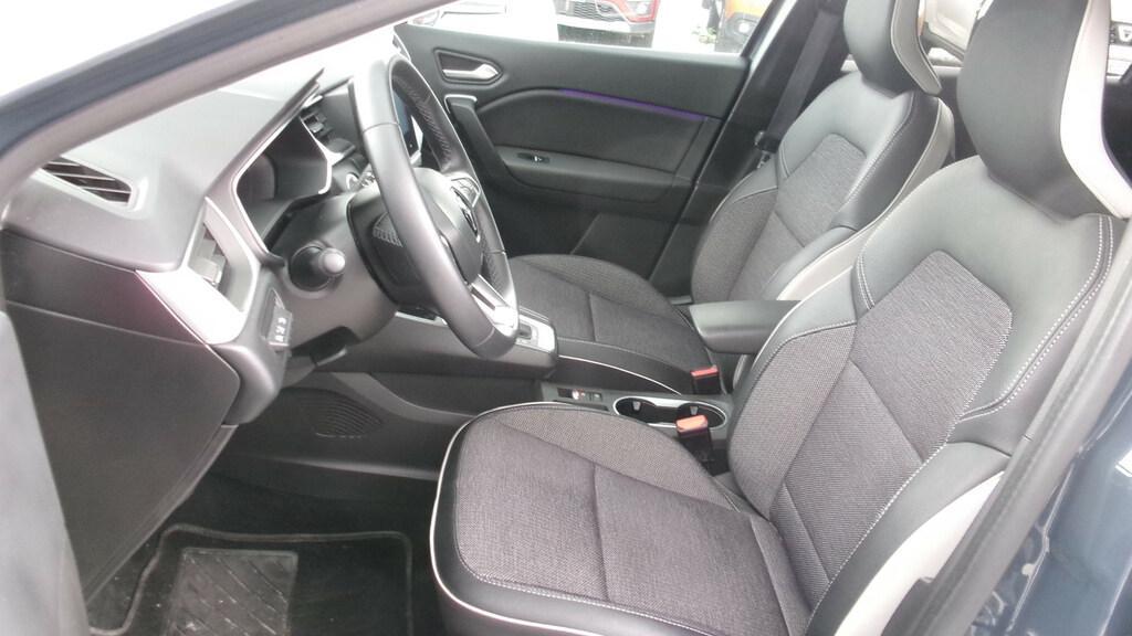 Renault Captur 1.6 Hybrid Intens E-Tech Auto