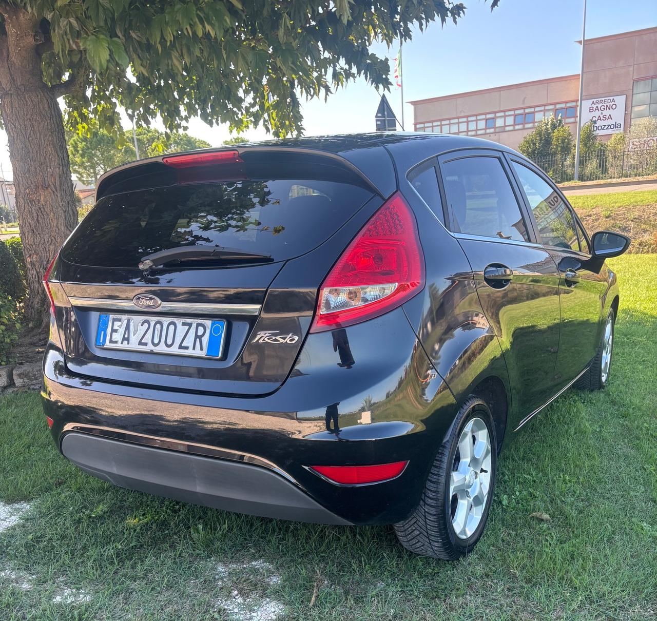 Ford Fiesta 1.4 5 porte Bz.- GPL Titanium