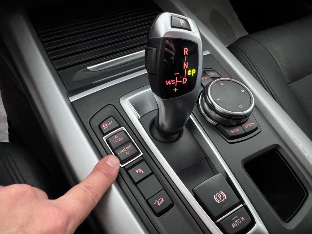 BMW X5 xdrive25d 218 CV Navi Led Dvd Uniprop