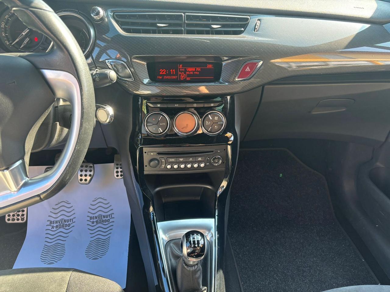 DS3 1.2 - 82cv anno 2014 con 104.889 km OK NEOPATENTATI