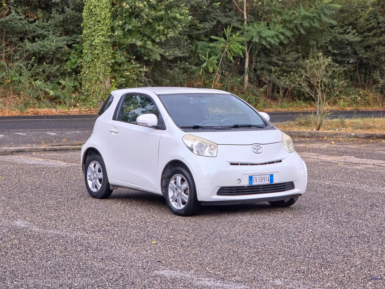 Toyota iQ 1.0 Sol CV-68 E4 Manuale NEO 2010