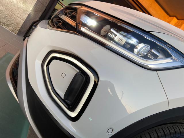VOLKSWAGEN T-Roc Cabriolet 1.0 TSI Style VIRTUAL COCKPIT-FARI LED