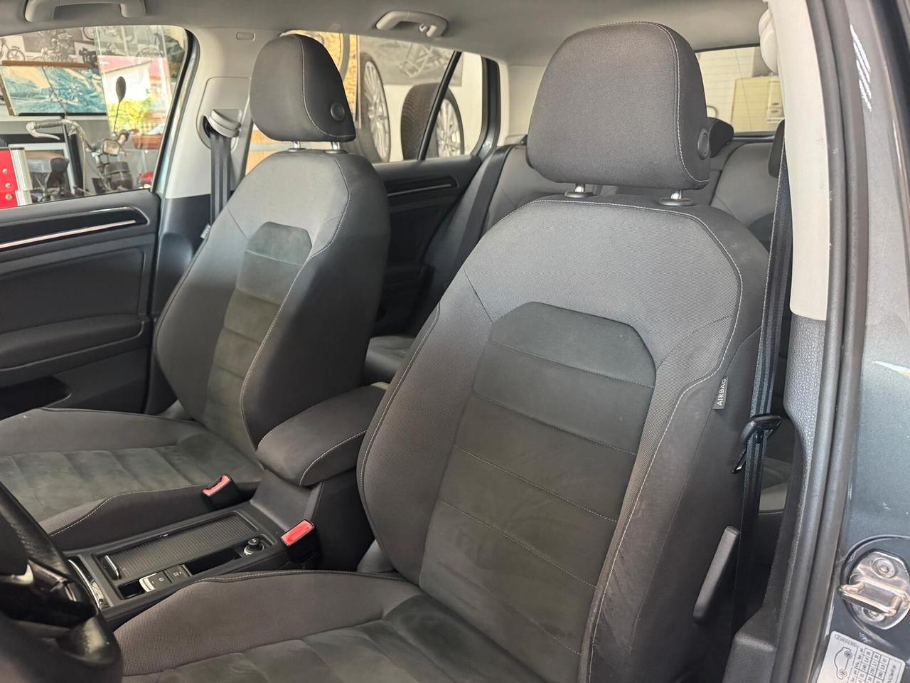 Volkswagen Golf 1.4 TSI 125 CV 5p. Highline BlueMotion Technology UNICOPROPRIETARIO SEMPRE TAGLIANDATO PARI AL NUOVO!!!