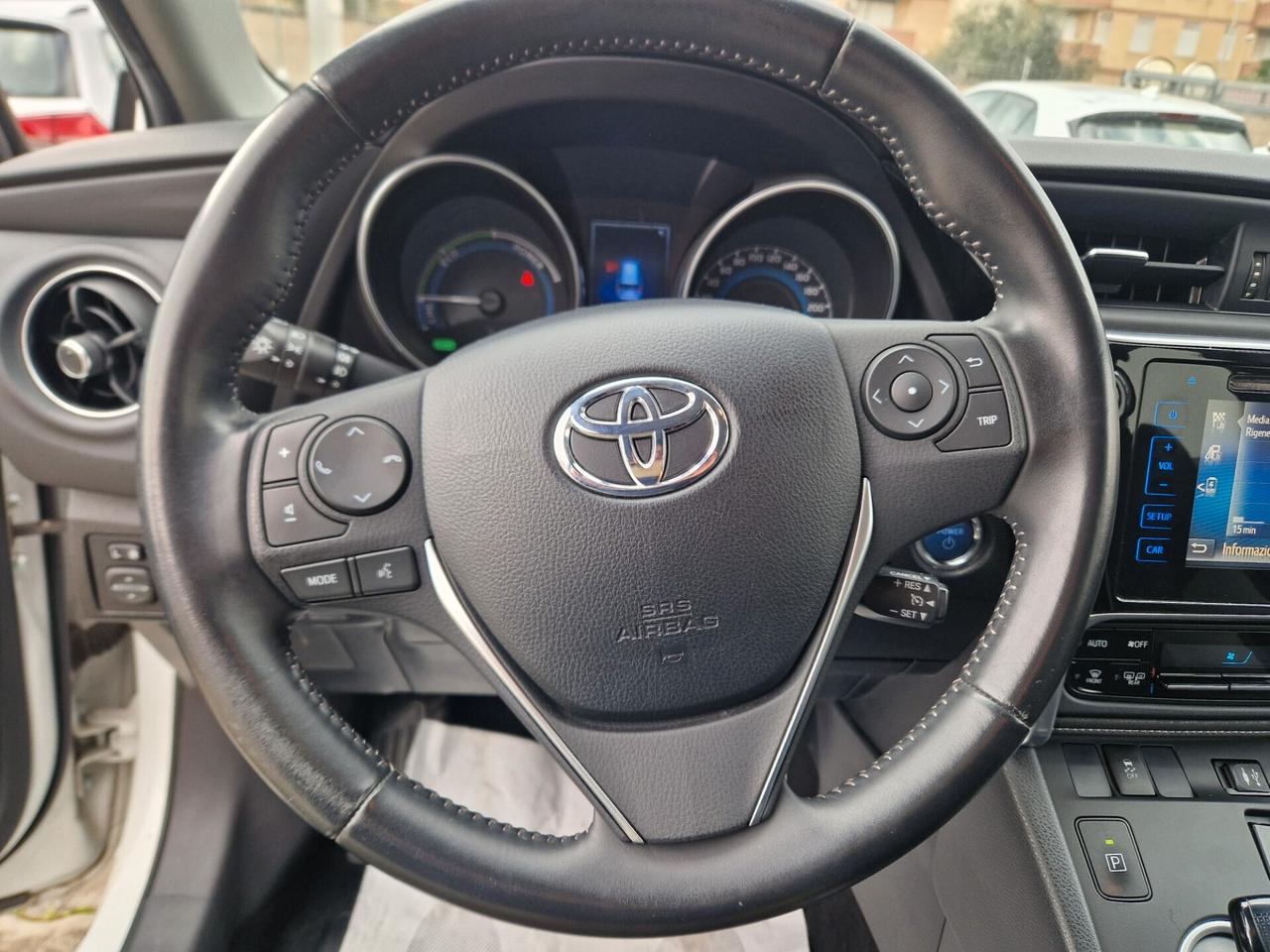 Toyota Auris Touring Sports 1.8 Hybrid Business