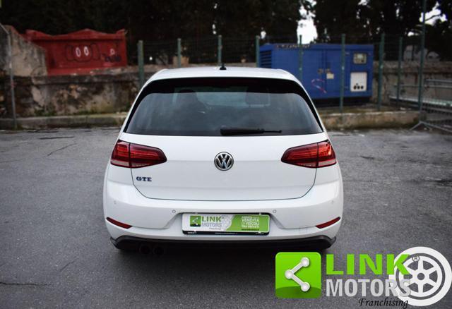 VOLKSWAGEN Golf eHIBRID