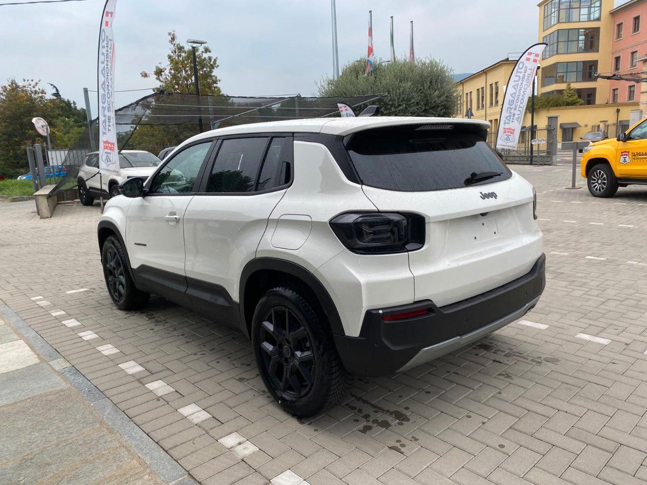 Jeep Avenger 1.2 turbo e-hybrid mhev Longitude fwd 110cv edct6