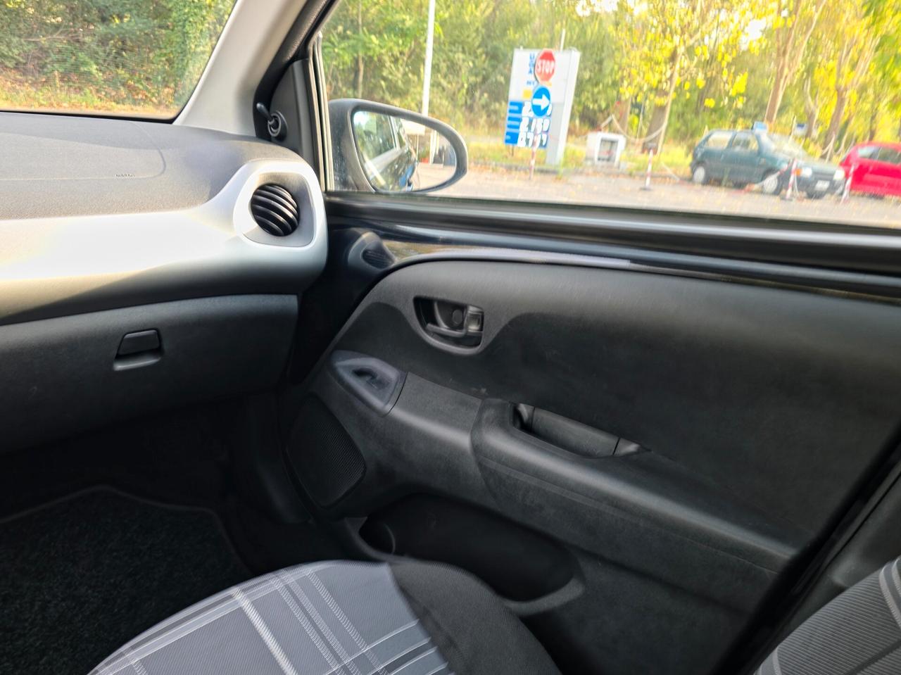 Peugeot 108 VTi 68 ETG 5 porte Allure E6B Automatica NEO 2016