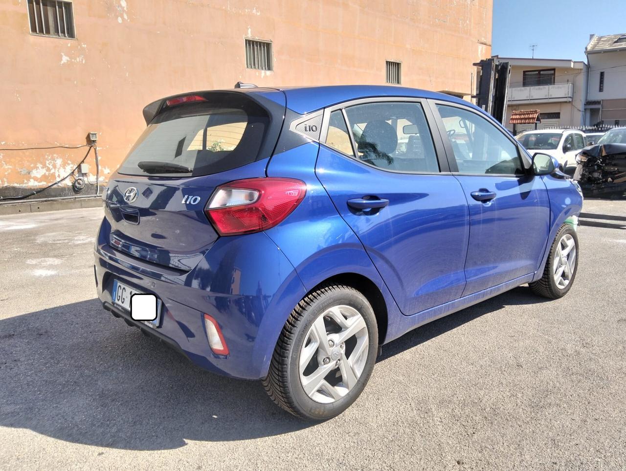 Hyundai i10 1.0 MPI Prime 2021 SINISTRATA