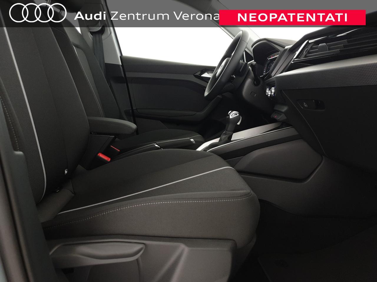 Allstreet 30TFSI 116CV S tronic Identity Contrast