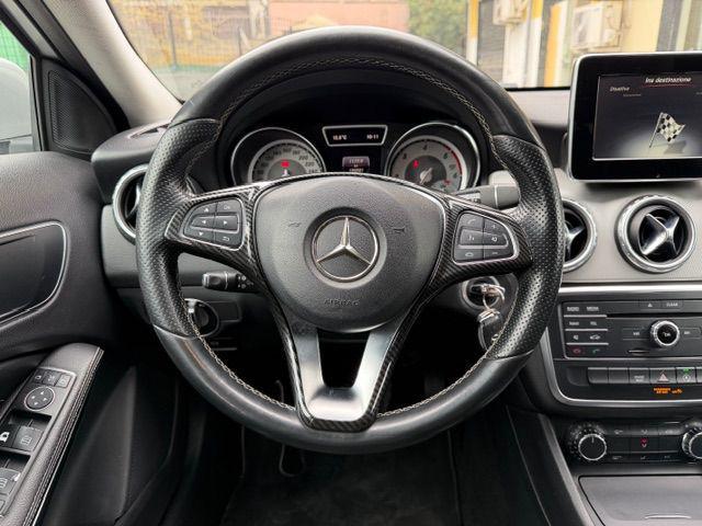 MERCEDES-BENZ GLA 200 d Automatic Premium