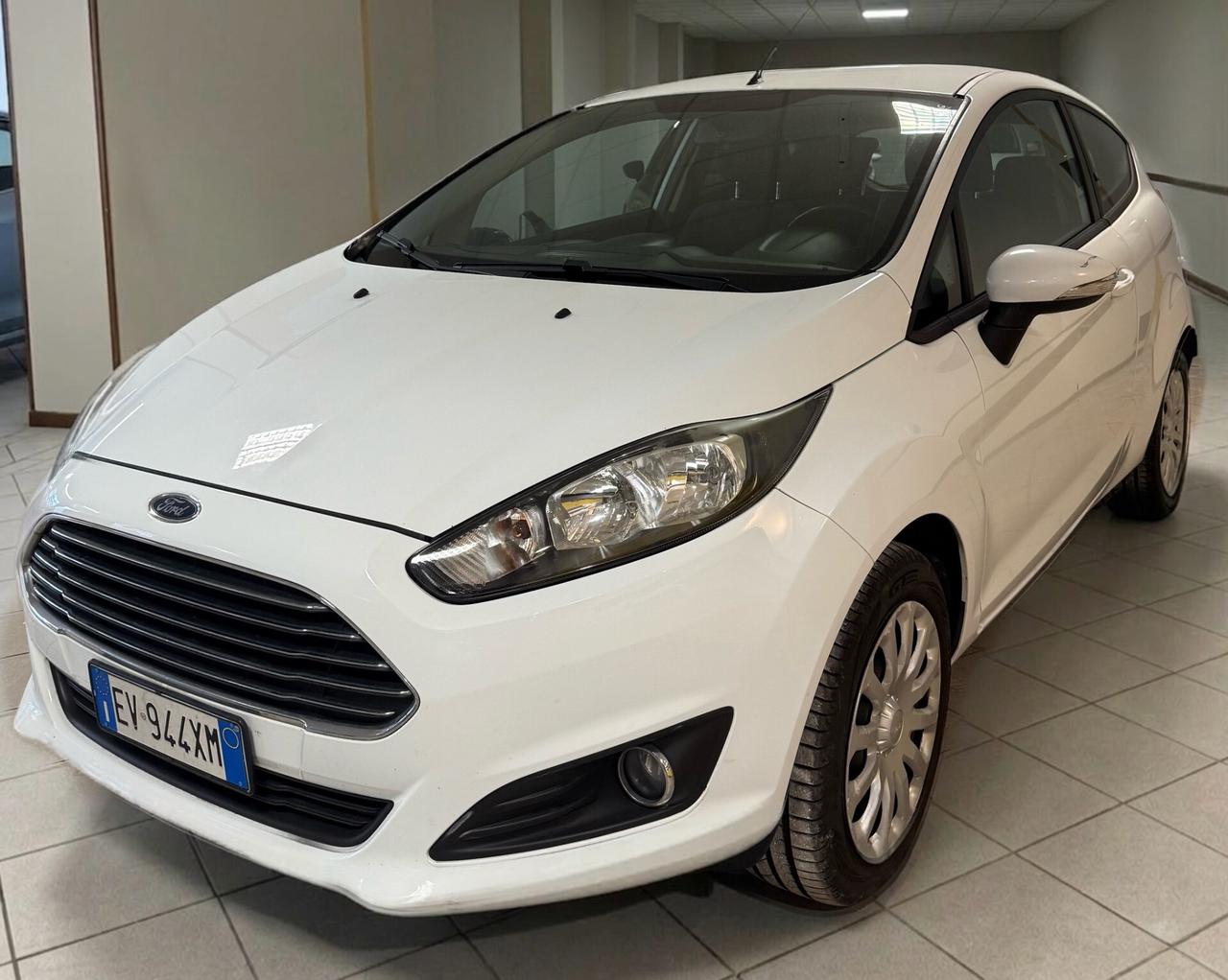 Ford Fiesta 1.5 TDCi 75CV 3 porte Titanium