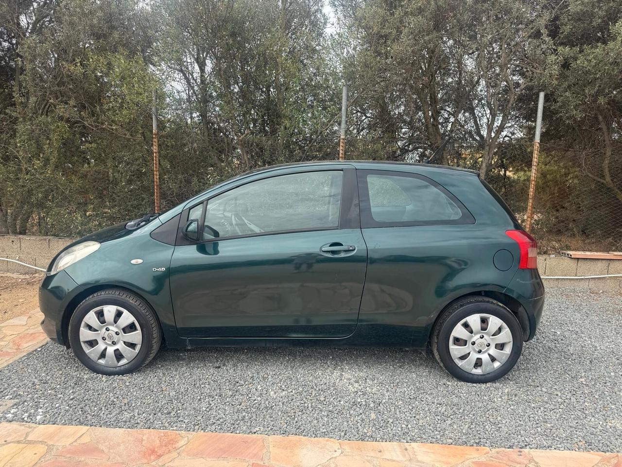 Toyota Yaris 1.4 D-4D automatica