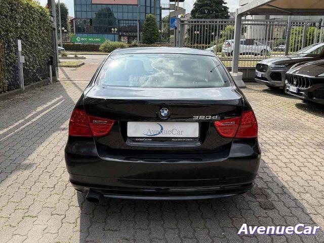 BMW 320 d BERLINA ATTIVA XENO CERCHI 17'' SEDILI SPORTIVI